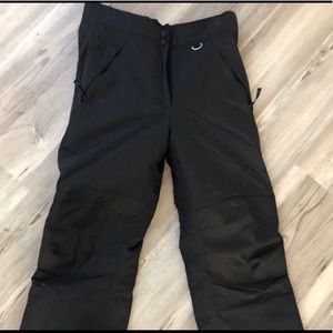 Black snowboarding pants